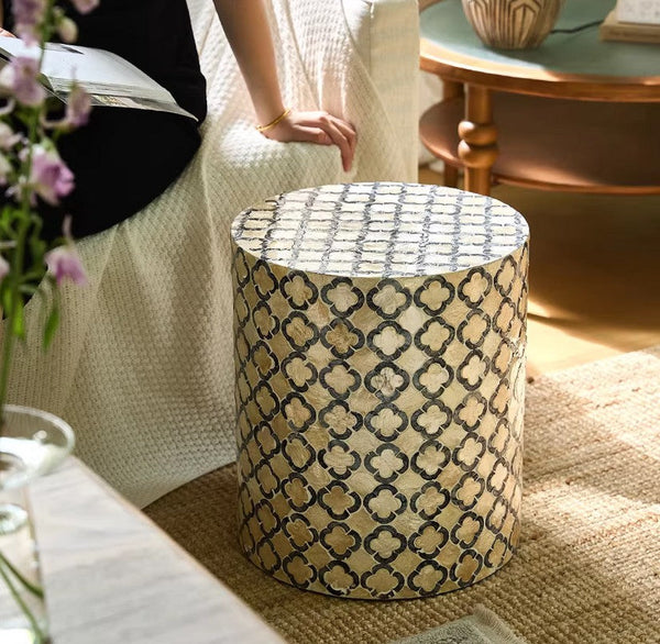Modern Side Table, Small End Table, Portable Casual Side Table, Shell Small Sofa Side Table, Contemporary Bedside Table, Bedside Small Side Table, Creative Coffee Table, Contemporary Side Table-ArtWorkCrafts.com