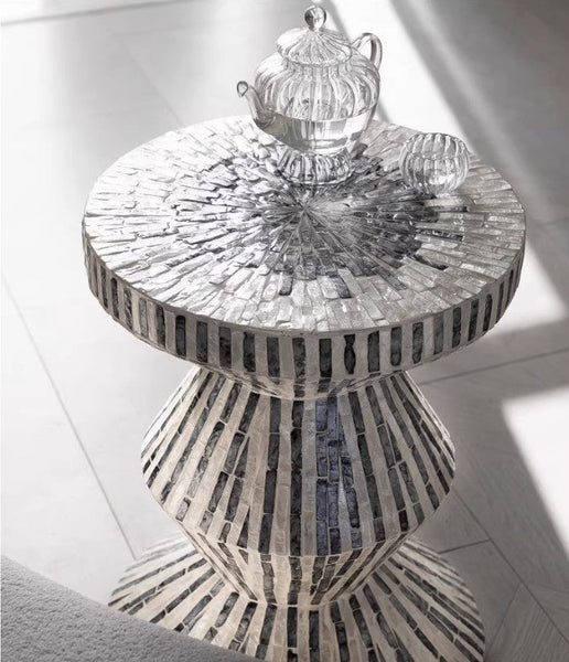 Bedside Small Side Table, Portable Casual Side Table, Shell Small Sofa Side Table, Contemporary Round Side Table, Creative Coffee Table-ArtWorkCrafts.com