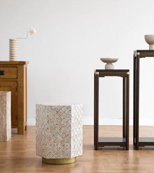 Portable Casual Side Table, Creative Coffee Table, Contemporary Small Sofa Side Table, Shell Small Side Table, Unique Small End Table-ArtWorkCrafts.com