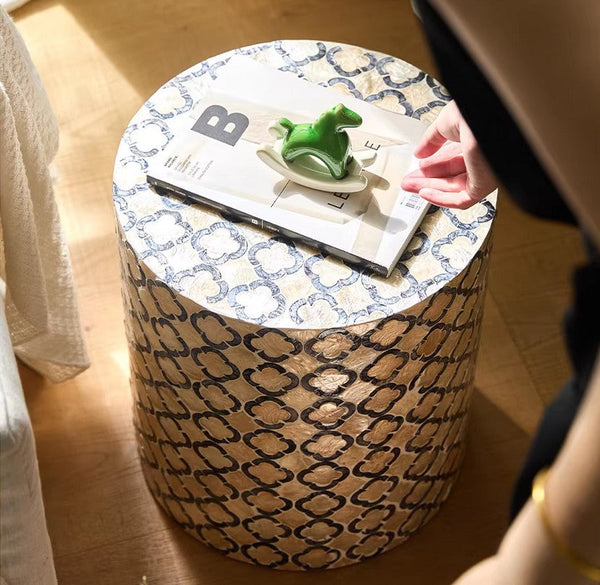 Contemporary Bedside Table, Bedside Small Side Table, Creative Coffee Table, Contemporary Side Table, Modern Side Table, Small End Table, Portable Casual Side Table, Shell Small Sofa Side Table-ArtWorkCrafts.com