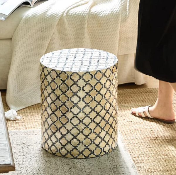 Contemporary Bedside Table, Bedside Small Side Table, Creative Coffee Table, Contemporary Side Table, Modern Side Table, Small End Table, Portable Casual Side Table, Shell Small Sofa Side Table-ArtWorkCrafts.com