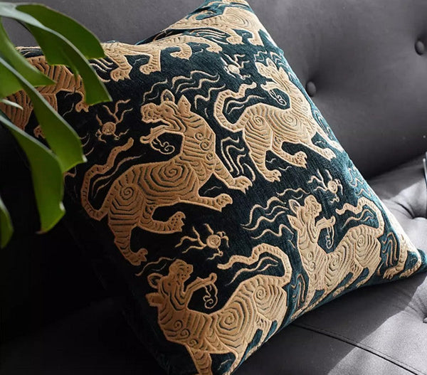 Embroidery Tiger Pattern Pillows for Couch, Contemporary Modern Sofa Pillows, Decorative Throw Pillows for Bedroom, Large Modern Sofa Pillow for Living Room