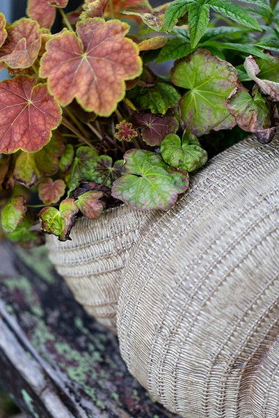 Snail Flowerpot for Garden Decoration, Cute Snail Statues, Garden Animal Statues, Unique Modern Garden Sculptures, Creative Villa Outdoor Gardening Ideas-ArtWorkCrafts.com