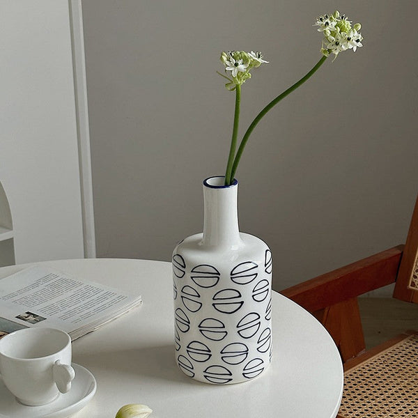 Modern Porcelain Flower Vases, Water Holding Flower Vases, Ceramic Bud Vases, Centerpiece for Dining Table, Small Flower Vases on Table-ArtWorkCrafts.com
