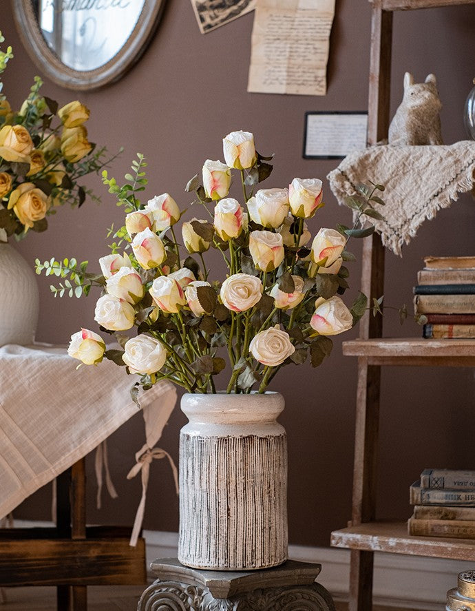 Creative Flower Arrangement Ideas for Home Decoration, Wedding Flowers, White Rose Flowers, Artificial Rose Floral for Dining Room Table, Bedroom Flower Arrangement Ideas, Botany Plants-ArtWorkCrafts.com