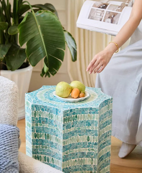 Shell Small Sofa Side Table, Contemporary Bedside Table, Bedside Small Side Table, Modern Side Table, Small End Table, Portable Casual Side Table, Creative Coffee Table, Contemporary Side Table-ArtWorkCrafts.com
