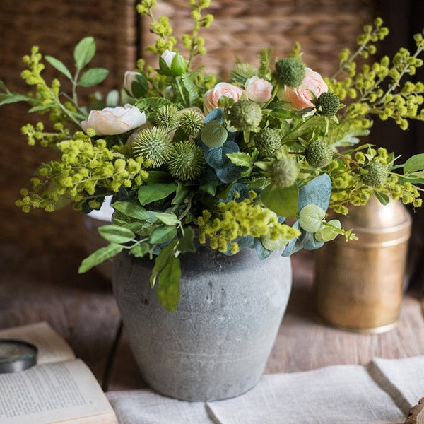 Spring Flower Arrangement for Living Room, Ranunculus Asiaticus, Globe Amaranth, Botany Plants, Beautiful Modern Flower Arrangement Ideas for Home Decoration-ArtWorkCrafts.com