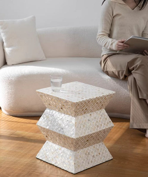 Unique Small End Table, Contemporary Bedside Table, Portable Casual Side Table, Shell Small Sofa Side Table, Creative Coffee Table-ArtWorkCrafts.com