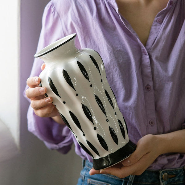 Modern Flower Vases on Table, Porcelain Flower Vases, Water Holding Flower Vases, Handmade Bouquet Ceramic Vases-ArtWorkCrafts.com