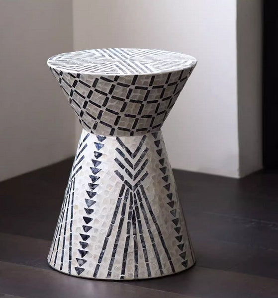 Modern Portable Casual Side Table, Contemporary Round Side Table, Creative Coffee Table, Bedside Small Side Table, Shell Small Sofa Side Table-ArtWorkCrafts.com