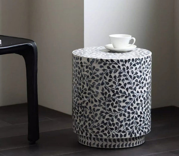 Portable Casual Side Table, Contemporary Round Side Table, Creative Coffee Table, Bedside Small Side Table, Shell Small Sofa Side Table, Contemporary Side Table-ArtWorkCrafts.com