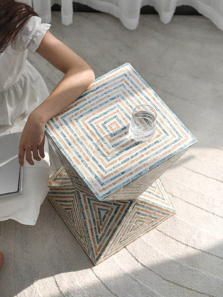 Modern Small End Table, Contemporary Small Sofa Side Table, Unique Shell Small Side Table, Portable Casual Side Table, Creative Coffee Table-ArtWorkCrafts.com
