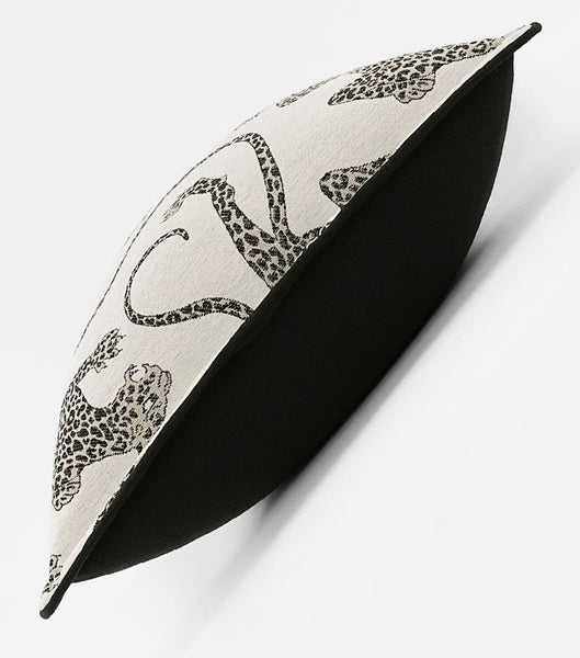 Decorative Cheetah Pattern Pillow Covers, Modern Pillows for Couch, Large Modern Sofa Pillow Cases, Abstract Decorative Throw Pillows for Living Room-ArtWorkCrafts.com