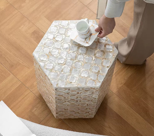Creative Coffee Table, Contemporary Small Sofa Side Table, Shell Small Side Table, Portable Casual Side Table, Unique Small End Table-ArtWorkCrafts.com