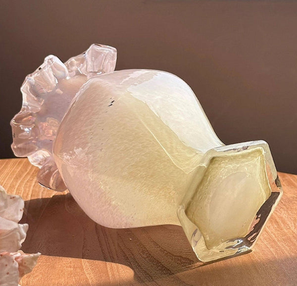 Water Holding Flower Vases, Glass Bud Vases, Bouquet Flower Vase, Vintage Glass Flower Vases, Handmade Flower Vases on Table-ArtWorkCrafts.com