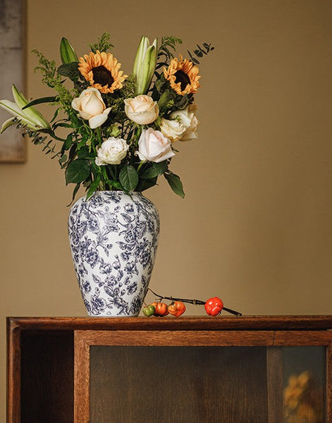 Centerpiece on Dining Table, Flower Vase on Table, Handmade Water Holding Flower Vases, Porcelain Flower Vases, Modern Ceramic Bouquet Vases-ArtWorkCrafts.com