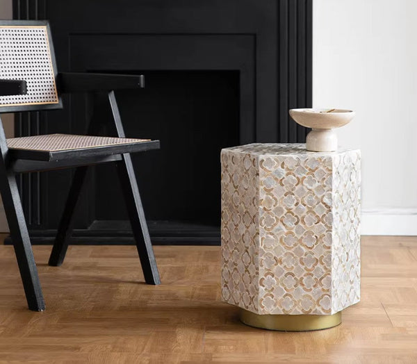 Creative Coffee Table, Contemporary Small Sofa Side Table, Shell Small Side Table, Portable Casual Side Table, Unique Small End Table-ArtWorkCrafts.com