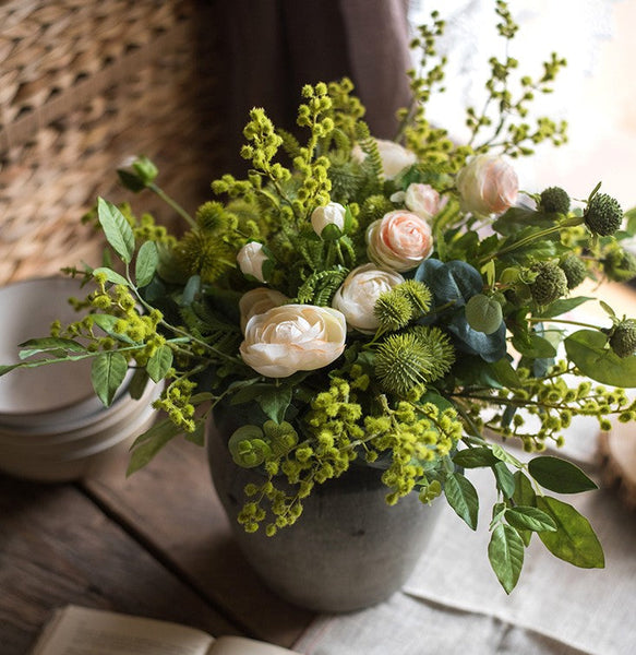 Spring Flower Arrangement for Living Room, Ranunculus Asiaticus, Globe Amaranth, Botany Plants, Beautiful Modern Flower Arrangement Ideas for Home Decoration-ArtWorkCrafts.com