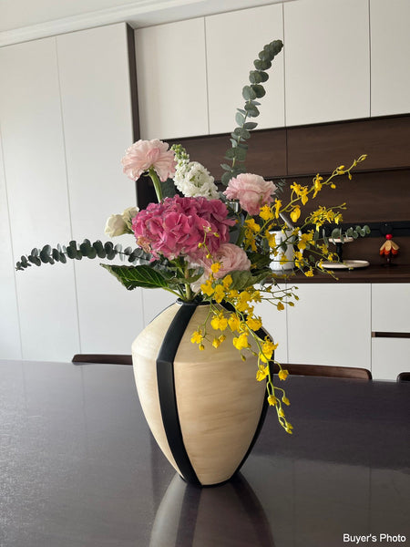 Large Contemporary Vases on Dining Table, Handmade Modern Flower Vase, Centerpiece Ceramic Bouquet Vases, Porcelain Vases for Modern Home Decor-ArtWorkCrafts.com
