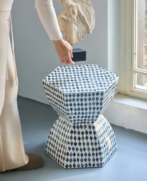 Small End Table, Modern Side Table, Bedside Small Side Table, Contemporary Bedside Table, Shell Small Sofa Side Table, Portable Casual Side Table, Creative Coffee Table, Contemporary Side Table-ArtWorkCrafts.com