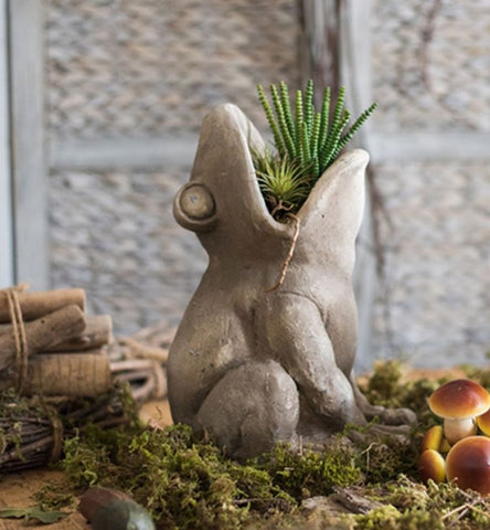 Frog Flowerpot for Garden Decoration, Beautiful Cute Frog Statues, Garden Animal Statues, Unique Modern Garden Sculptures, Creative Villa Outdoor Gardening Ideas-ArtWorkCrafts.com