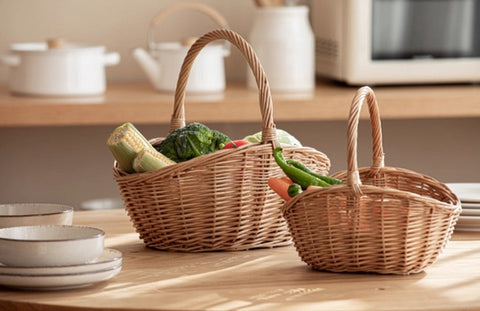 Natural Hand-woven Wicker Storage Basket, Large Picnic Food Basket with Handle, Lovely Willow Weaving Baskets for Vegetable, Natural Fruit Basket, Kitchen Storage Baskets-ArtWorkCrafts.com