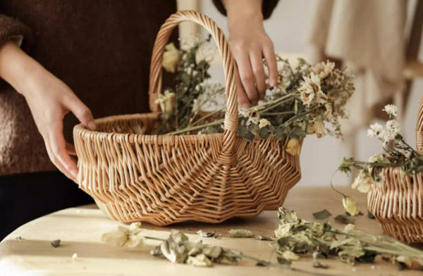 Natural Fruit Basket, Kitchen Storage Baskets, Natural Hand-woven Wicker Storage Basket, Large Picnic Food Basket with Handle, Lovely Willow Weaving Baskets for Vegetable-ArtWorkCrafts.com