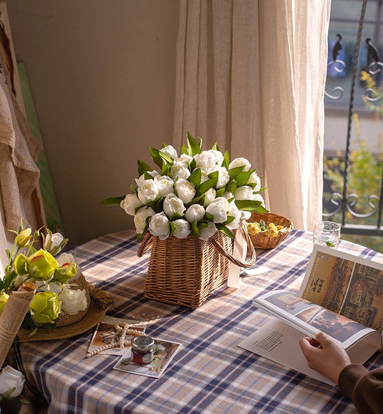 Spring Artificial Floral for Dining Room Table, White Tulip Flowers, Bedroom Flower Arrangement Ideas, Simple Modern Floral Arrangement Ideas for Home Decoration-ArtWorkCrafts.com