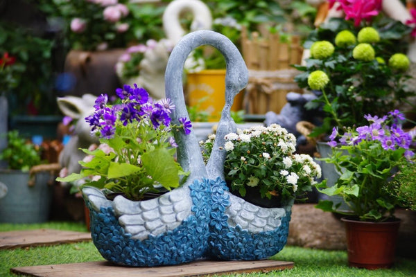 Large Mother and Baby Swans for Garden, Swan Flowerpot, Animal Statue for Garden Courtyard Ornament, Villa Outdoor Decor Gardening Ideas-ArtWorkCrafts.com